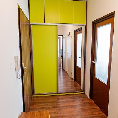 Room 1 Km From Center Bratislava Luaran gambar